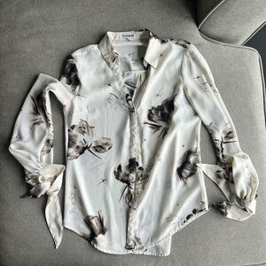 Express Cream Floral Button-Down Blouse